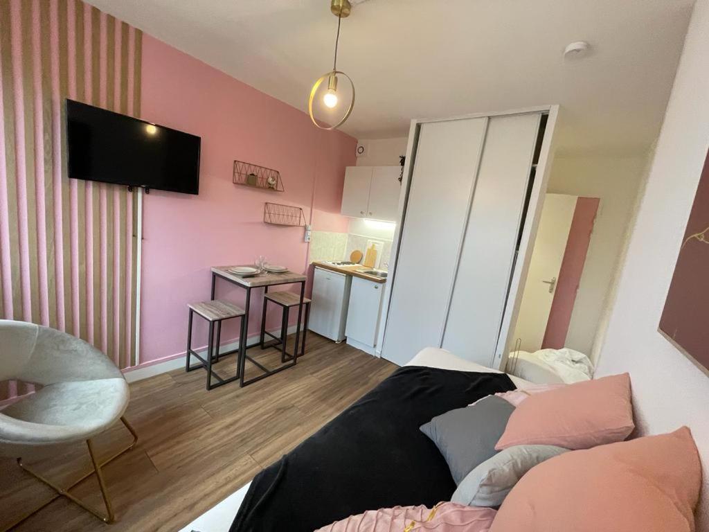 Rose, Studio Proche Centre Ville 캉 외부 사진